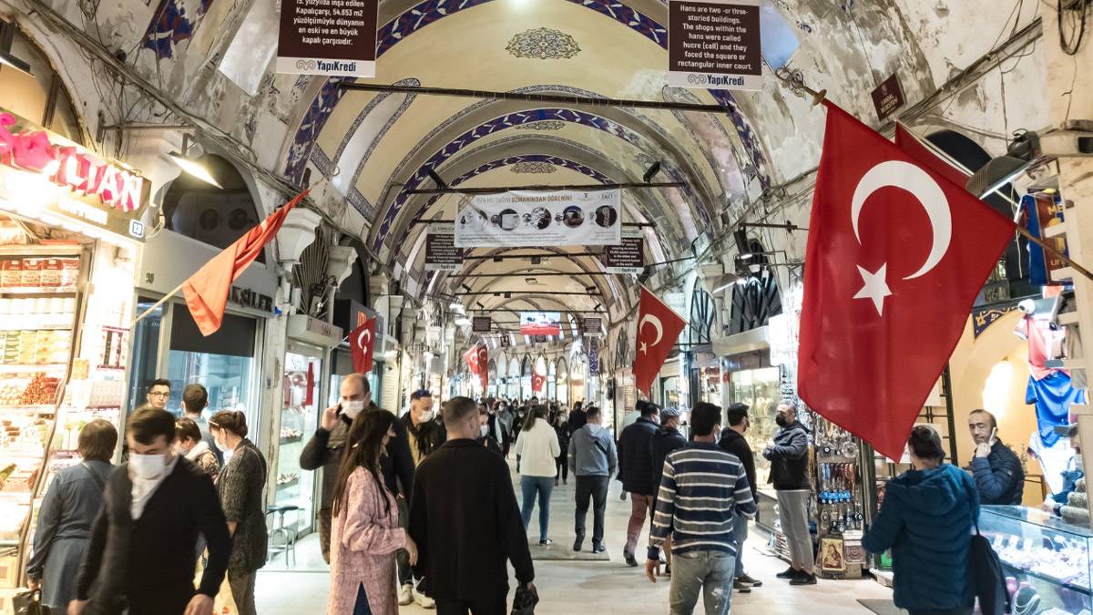 Kapalıçarşı soruşturmasında 44 kişi tutuklandı