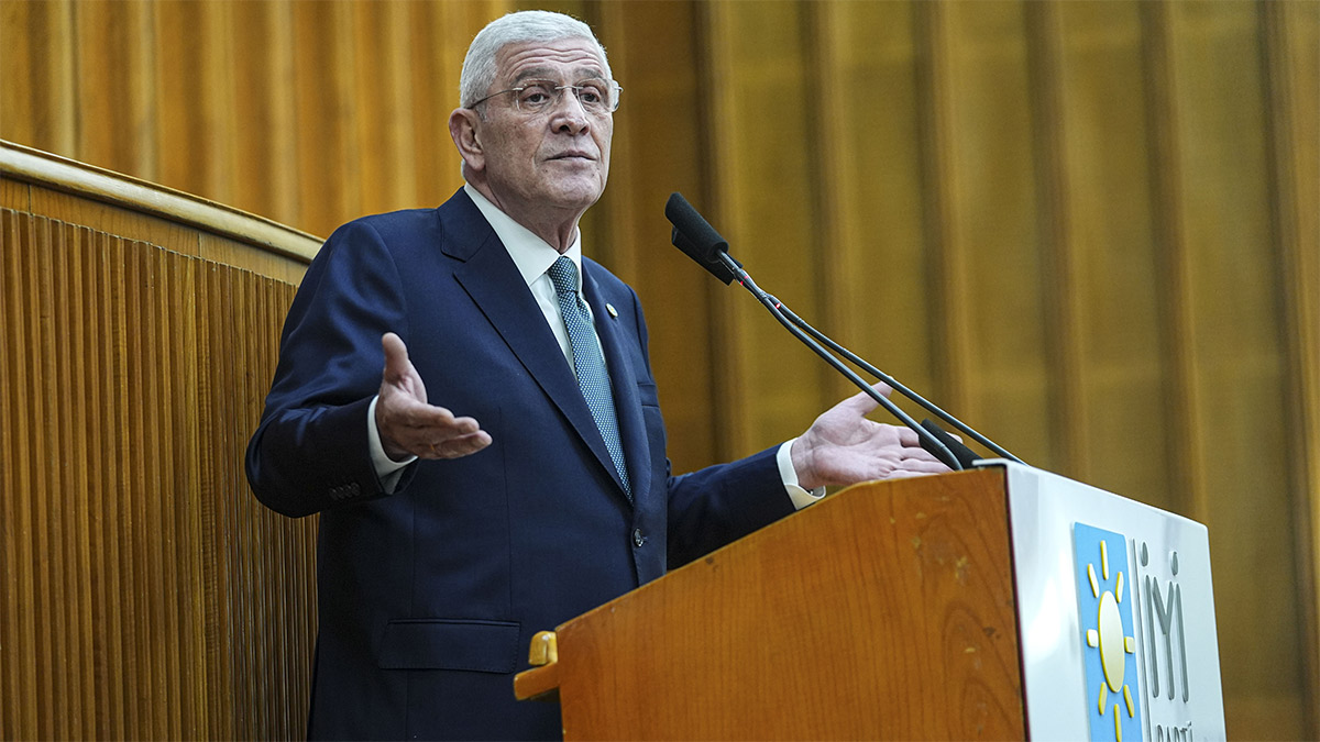 Dervişoğlu'ndan Bahçeli'nin Öcalan'a statü açıklamalarına tepki: Çok seviyorsan rozet tak, eş başkan olarak yanına al