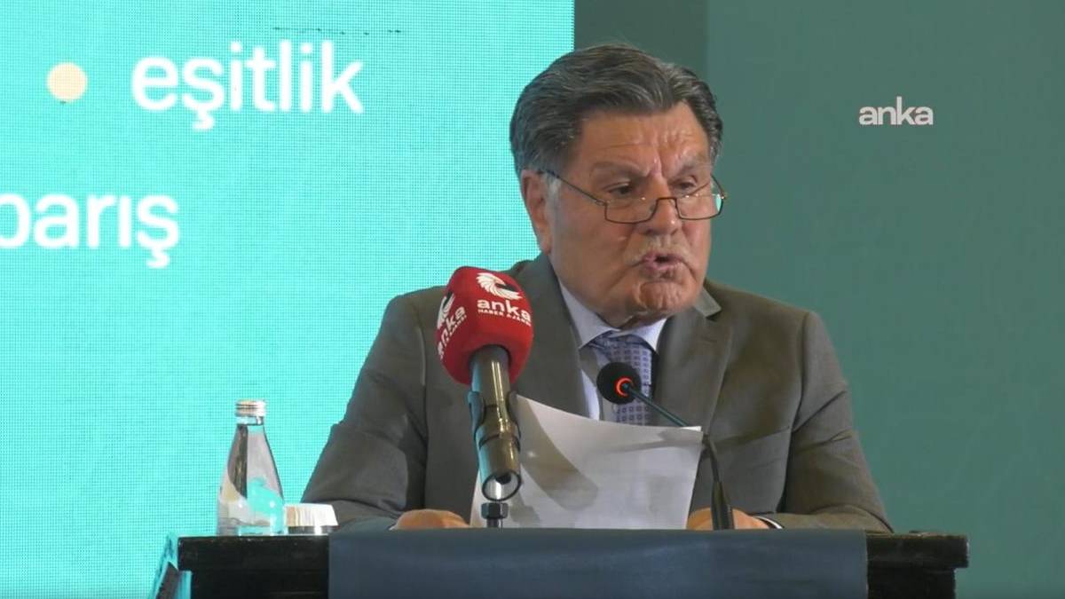 Eski AYM Başkanı Haşim Kılıç 'Bahar Konferansı' konuştu: Toplum ifade özgürlüğü yerine susmayı tercih ediyor