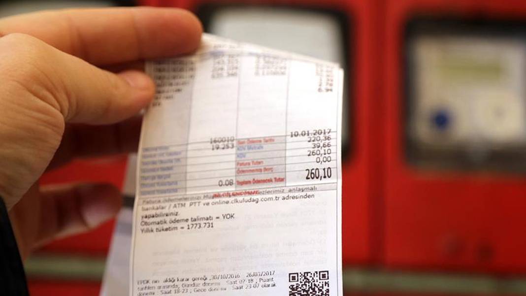Elektrikte zam yağmuru: 4 kişilik bir ailenin asgari faturası 744,7 TL’ye fırladı